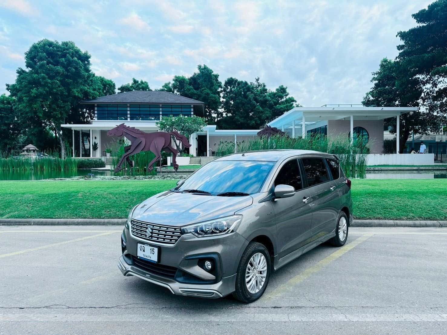 Suzuki Ertiga รถเช่าขอนแก่น แก่นนคร คาร์เร้นท์