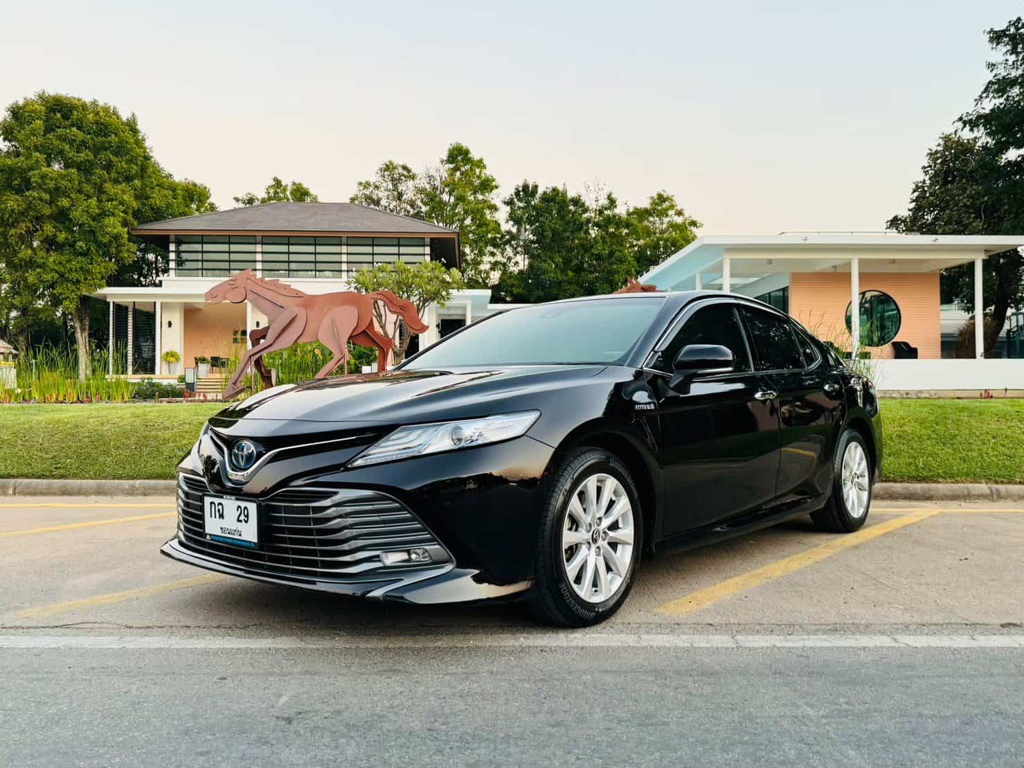 Toyota Camry รถเช่าอุดรธานี แก่นนคร คาร์เร้นท์